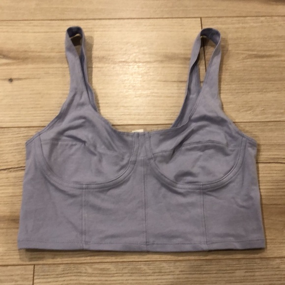 Crop tops - Picture 2 of 6